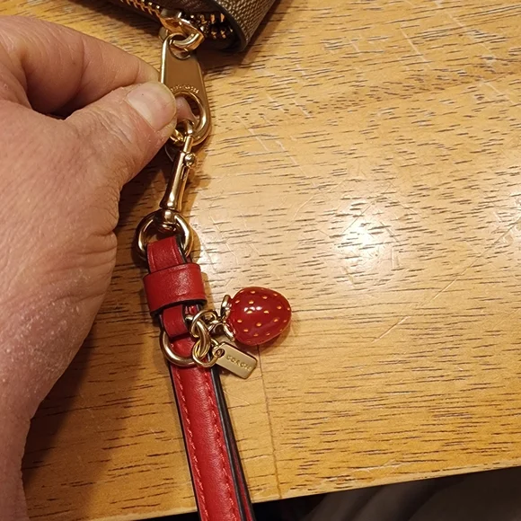 Coach Signature Canvas Zip Wallet in Brown - Picture 3 of 16